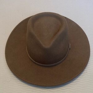 Tiley Felt Fedora Wide Brim Hat in Soft Brown